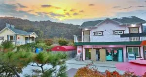 Gongju Magoksa Healing Pension - Yesan
