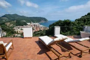 100b - VILLA Ginestra, ampia Terrazza 120m2 vista mare 10 minuti a piedi spiaggia, 3 camere da letto - San Bartolomeo