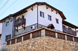 КЪЩА ЗА ГОСТИ ГРОШЪ