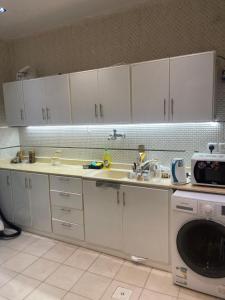 شقه4 بالكامل بغرفتين نوم وصاله