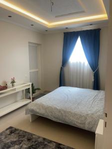 شقه4 بالكامل بغرفتين نوم وصاله