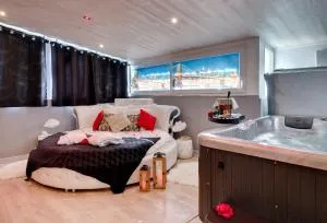 SUITE BROOKLYN JACUZZI - Saint-Germain-des-Fossés