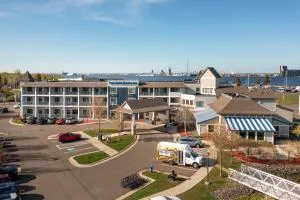 Park Point Marina Inn - Lake Nebagamon