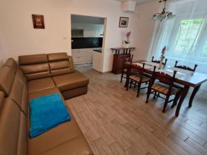 Apartma Ježevi