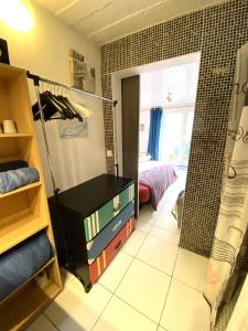 Charmant studio calme avec terasse & parking privé