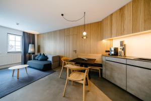 Villa Rosa Deluxe Apartments - Ubytování bez kategorie ve městě Holzgau