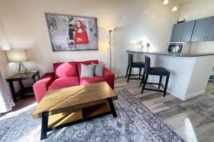 Ocean Front, Harmony at Oregon House, Stairs to the Beach!