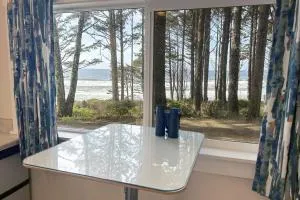 Ocean Front, Cottage at Oregon House, Stairs to the Beach! - Reed