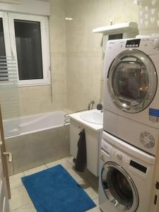Appartements Charmant Duplex proche Paris&Vincennes- parking gratuit : photos des chambres