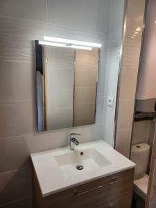 Appartements Studio cosy proche plage et centre ville : photos des chambres