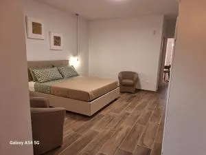 LGO Apartments - 圣马蒂诺－因彭西利斯