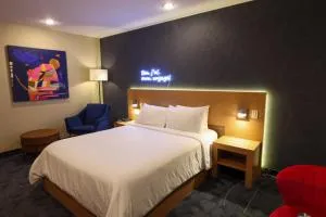 法布里维勒汽车旅馆&套房 - 布兰维尔