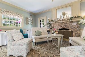 Westbrook Inn Bed and Breakfast