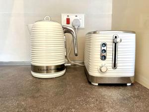 San Anton Gardens 3BDR Apartment