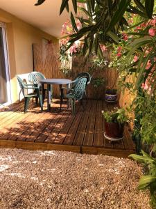 Appartements Les Jardins de Garance : photos des chambres