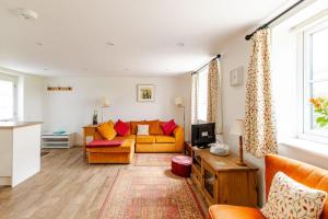 Lovely Kent cottage with rural Medway views