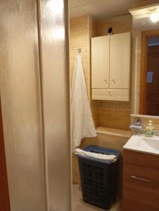 Edificio María Piña La Carihuela Calle los Perros