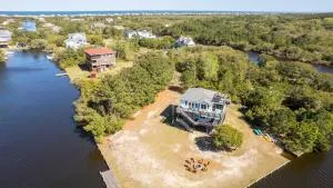 4x535, The 4x4-Leaf Clover- Soundside, Canal Front! Water views! - Knotts Island