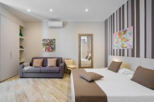 Its Room Naples