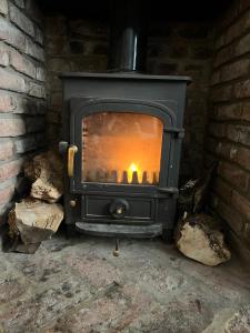 Crescent Cottage, sleeps 8, pet friendly