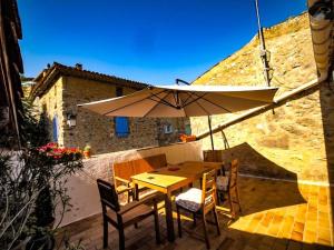 Maisons d'hotes L-Intemporel : Chambre Familiale avec Terrasse 