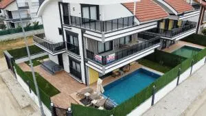6 Yatak Odalı Ultra Lüks Yeni Villa Belek - Serik