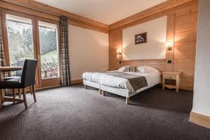 Hotels Hotel Club Le Cret : photos des chambres