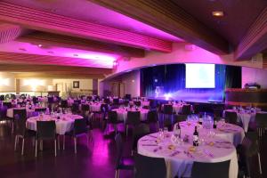 Hotels Hotel Club Le Cret : photos des chambres