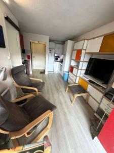 Résidence Jardins D Azur C - T2 avec piscine collective a deux pas de la mer MAE-2631