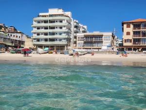 Cobertura Duplex Vista Mar na Prainha-Churrasqueira Privativa e a Poucos Passos da Praia!