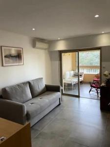 Résidence Alisier - T3 avec petite vue mer dans le domaine de la coudoulière MAE-8301