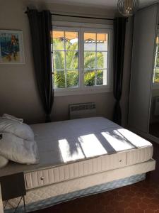 Résidence 1044-six Fours Les Plages - Villa avec studio indépendant proche de la mer MAE-7781