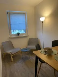 JJ-aparts - Wohnung nahe Flughafen, Porsche, BMW - Freiroda