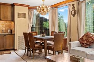 Everline Resort & Spa 701 & 703