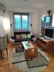DORA Apartman - Šupljak