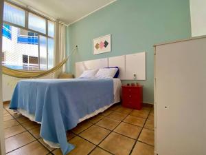 Confortável apto no Rio Vermelho em frente à praia