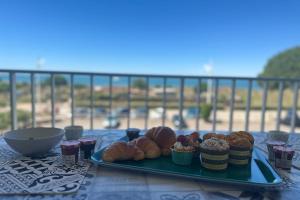 DOUCEUR DE MEDITERRANÉE - Vue mer Terrasse et parking