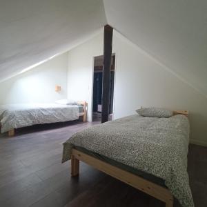 Appartements Maison au coeur du village avec parking : Maison 2 Chambres