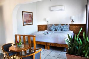 Buena Vista Oceanfront & Hot Springs Resort