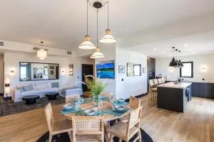 Designers Delight 3 BR w Pool Gym Tennis Courts - Cupecoy