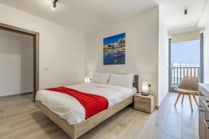 Penthouse Just Steps Away From the Sea in Sliema