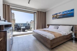 Penthouse Just Steps Away From the Sea in Sliema