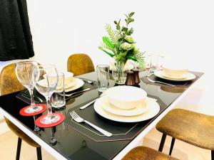 Hereford Stays Apartment with Free Parking & WiFi