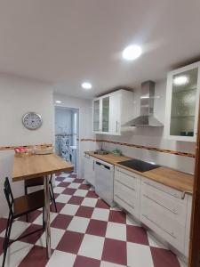 El Refugio de Yetana Centro ciudad con parking