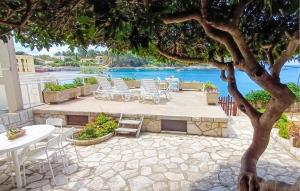 Pet Friendly Home In Blato With Kitchen