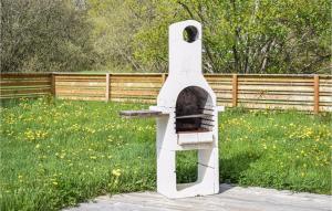 3 Bedroom Beautiful Home In Blankaholm