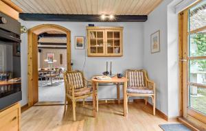 2 Bedroom Pet Friendly Home In Glesborg