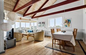 Holiday Home Baunebjergvej Hvide Sande Ix