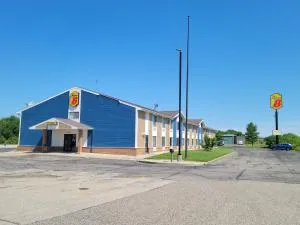 Super 8 by Wyndham Portage - Портедж