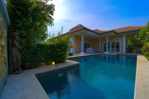 Modern 3 Bedroom Pool Villa - MR54